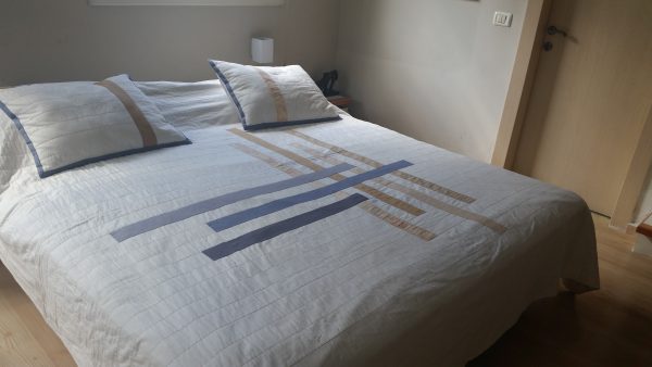 He & she plain bed cover - Image 3